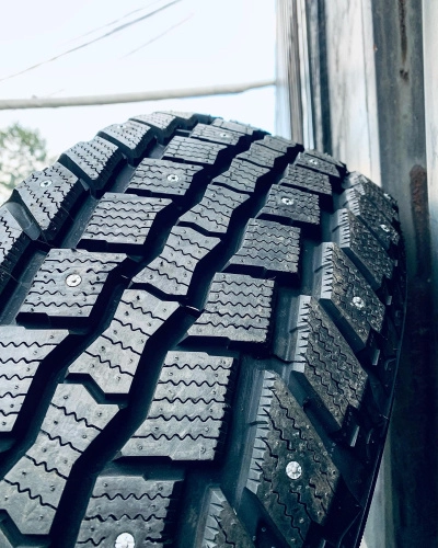 фото протектора и шины Ice Blazer WST2 LT Шина Sailun Ice Blazer WST2 265/70 R17 115S